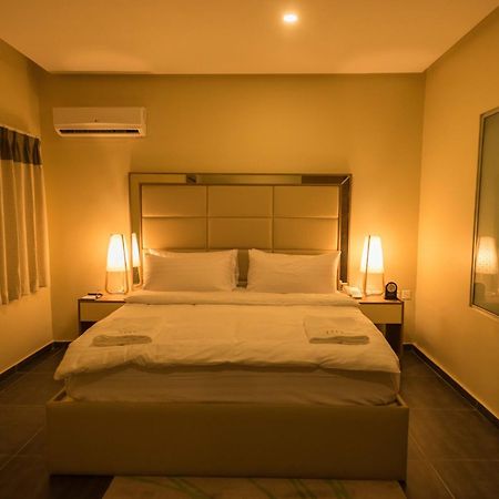 Iris Hotel Wuse 2 Abudża Zewnętrze zdjęcie